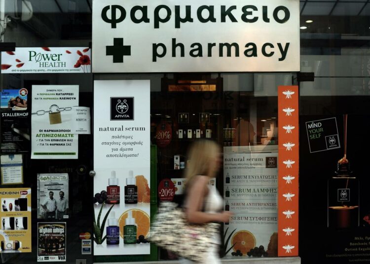 Korppikotkarahasto on jo käärinyt satoja miljoonia Kreikan ahdingolla.