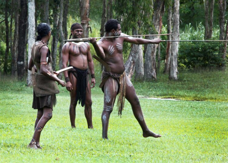 Yhteys esi-isien maihin on aboriginaaleille tärkeä.