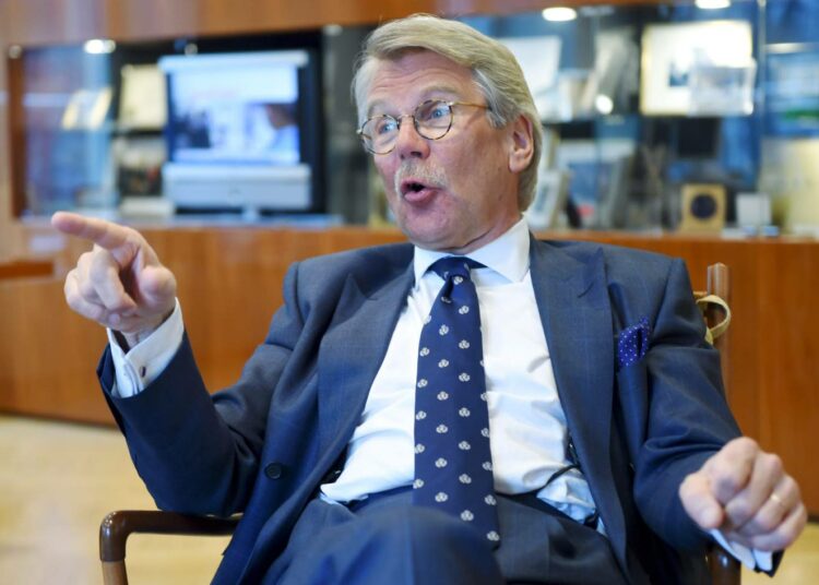 Esko Seppänen toteaa, että Björn Wahlroosin (kuvassa) maastamuutto perintöveron välttämiseksi on turha liike.