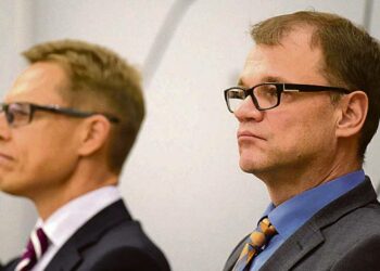 Sipilän hallitus päätti leikata yksipuolisesti palkansaajien ja työnantajien yhdessä rahoittamaa työttömyysturvaa.