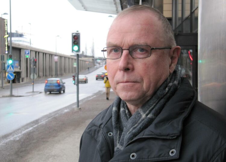 Valtiotieteen tohtori Pekka Visuri