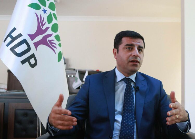 Selahattin Demirtas heinäkuussa 2016 otetussa kuvassa.