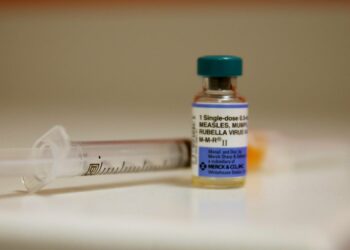 Tuhkarokkoa esiintyy parhaillaan epidemian laajuisesti useissa Euroopan maissa, joissa rokotuskattavuus ei ole riittävän korkea. Laumasuojan muodostumiseksi MPR-rokotuskattavuuden tulisi THL:n mukaan olla vähintään 95, mieluummin, jopa 97 prosenttia.