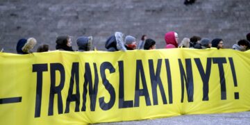 Oikeus olla -kansalaisaloite sai 50 000 kannattajaa.