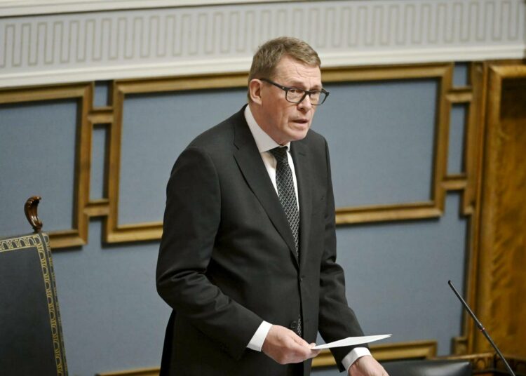 Matti Vanhanen (kesk) palasi eduskunnan puhemieheksi keskiviikkona. Ex-pääministeri Vanhanen toimi edellisen kerran puhemiehenä vuosina 2019-20.