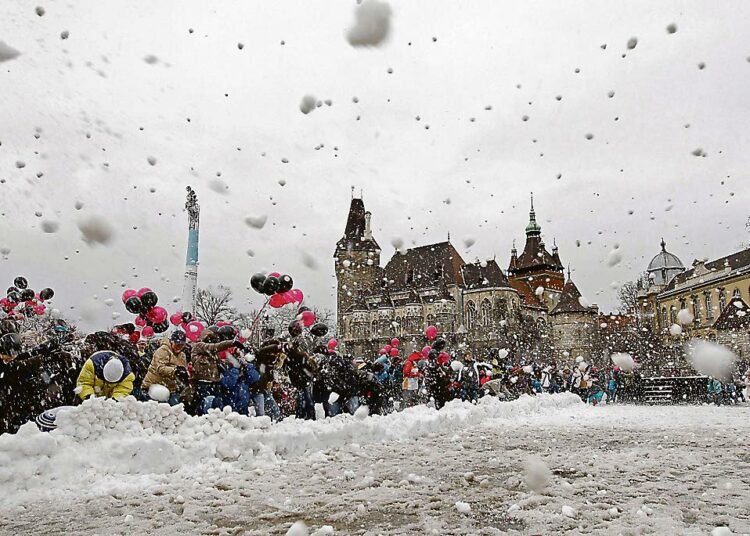 Kansainvälinen talouskriisi toi lunta tupaan itäisessä Keski-Euroopassa. Kuva Unkarin Budapestistä.
