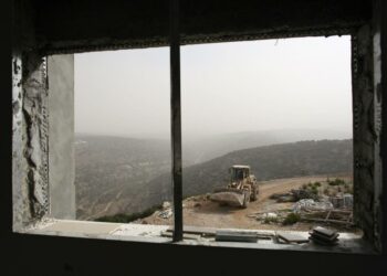Israel jatkaa siirtokuntien rakentamista Länsirannalla.
