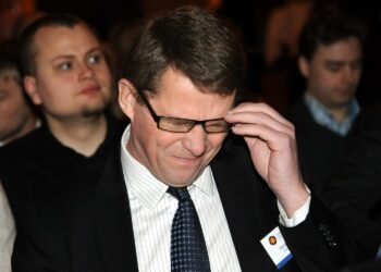 Matti Vanhanen ei joutune valtakunnanoikeuteen.