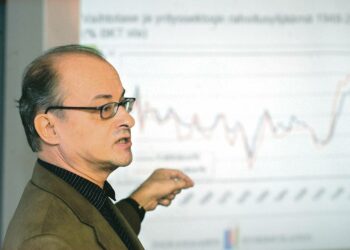 – Kyllä taantuman vaara on olemassa, mutta tottakai työnantajan puolella halutaan dramatisoida tilannetta, Palkansaajien tutkimuslaitoksen tutkija Pekka Sauramo sanoo.