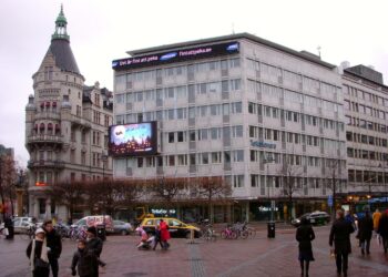 TeliaSoneran ympärillä kuohuu Ruotsissa. Kuvassa yhtiön pääkonttori Tukholmassa.