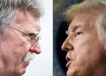 Donald Trump ja John Bolton toukokuussa 2018 otetussa kuvassa.