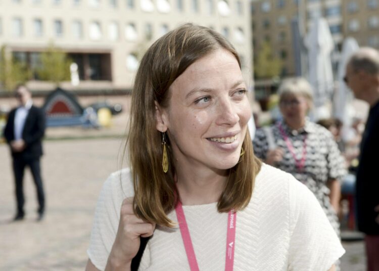 Varsinais-Suomen vasemmisto äänestää parhaillaan muiden muassa opetusministeri Li Anderssonin eduskuntavaaliehdokkuudesta.