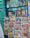 Lehtikioski Limassa, Perussa. Latinalaisessa Amerikassa suurin muutos näkyy painetussa lehdistössä. Radio ja televisio tavoittavat edelleen laajan yleisön, vaikka niiden merkitys uutislähteinä vähenee.