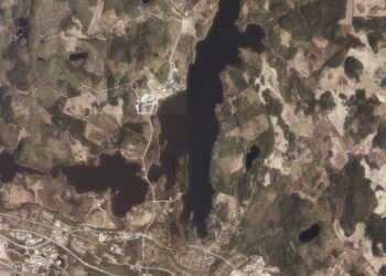 Ilmakuvasta valmistettu värillinen ortokuva.