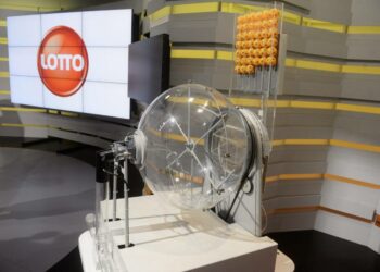 MTV lakkauttaa ajankohtaisohjelmansa, mutta onhan Lotto.