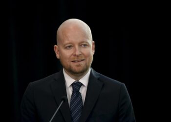 Jussi Saramon puolivuotinen kausi opetusministerinä päättyy tänään.