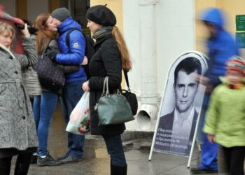 Nuoret venäläiset ovat kiinnostuneita politiikasta.