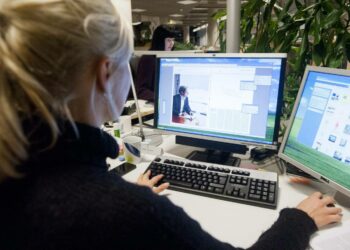 Ensin kutistui Helsingin Sanomien sivukoko ja nyt on vuorossa toimitus.