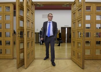 Pääministeri Juha Sipilä puhuu televisiossa ja radiossa tänä iltana kello 21.05–21.20.