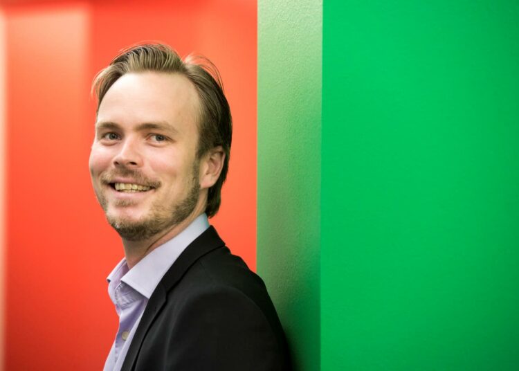 Vasemmistoliiton uusi puoluesihteeri Joonas Leppänen tietää, että jäsenistöllä on voimakas halu osallistua ja siihen puolueen pitää luoda mahdollisuuksia.