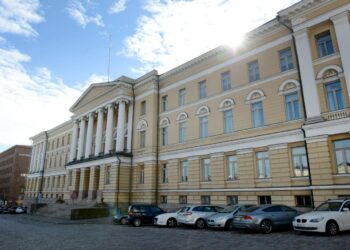 Korkeakouluissa valmistaudutaan uuteen lukuvuoteen yllätysleikkauksen varjossa.