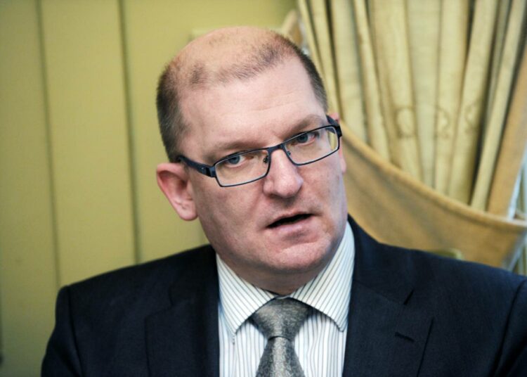 Teollisuusliiton puheenjohtaja Riku Aalto.