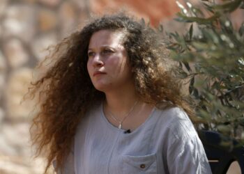 Tunnetuin alaikäisinä vangituista on 17-vuotias Ahed Tamimi, joka vapautui heinäkuun lopussa kärsittyään kahdeksan kuukauden tuomion israelilaissotilaan läpsäisemisestä.
