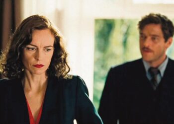 Naispääosassa vakuuttaa ohjaajan luottonäyttelijä Nina Hoss.