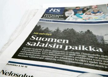 Helsingin Sanomat kertoi Viestikoekeskuksesta viime lauantaina. Seuraavana päivänä poliisi teki toimittajan kotiin kotietsinnän.