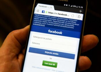 Sosiaalinen media toimii nettivihankin alustana.
