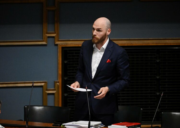 Timo Furuholm.