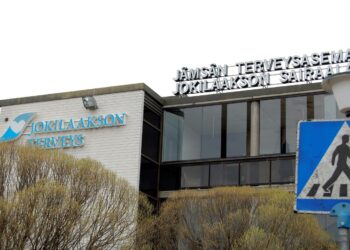 Sairaanhoitopiirin vaihdoksessa on käytetty perusteluna muun muassa yksityistetyn Jokilaakson sairaalan kohtaloa.