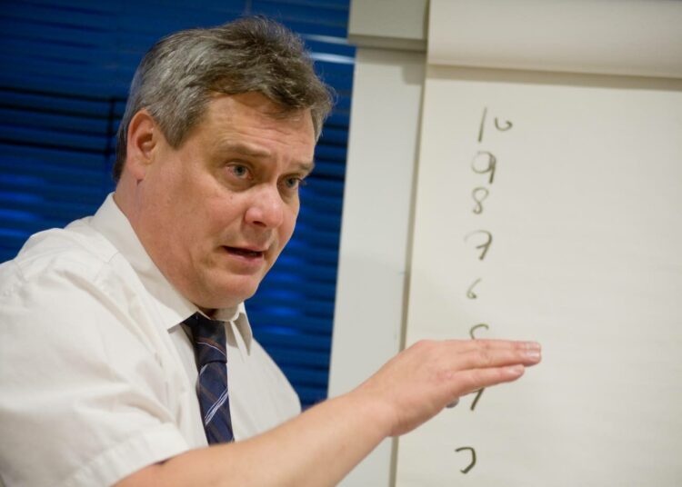 Pron Antti Rinteen mukaan finanssialan palkansaajien edustajat esittävät yhteiset palkka- ja muut neuvottelutavoitteensa tiistaina.