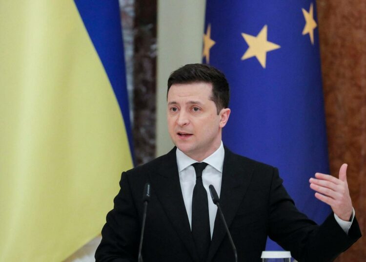 Ukrainan presidentti Volodymyr Zelenskyi on vaatinut, että Naton laivaston läsnäoloa Mustallamerellä lisättäisiin.