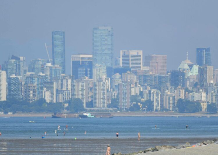 Vancouver ei ole ikinä kokenut tällaista kuumuutta, ja valitettavasti kymmenet ihmiset kuolevat sen vuoksi, poliisin edustaja Steve Addison sanoo.