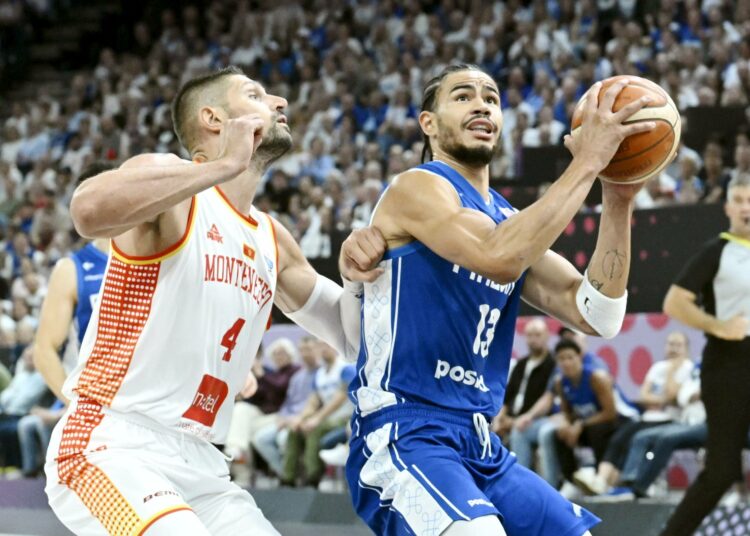 Olivier Nkamhoua keräsi Montenegroa vastaan kymmenen pistettä ja kolme levypalloa.