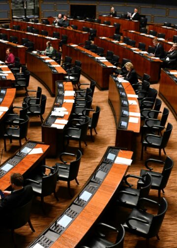 Eduskunnan kaikki 200 paikkaa ovat jaossa vuoden päästä pidettävissä eduskuntavaaleissa.