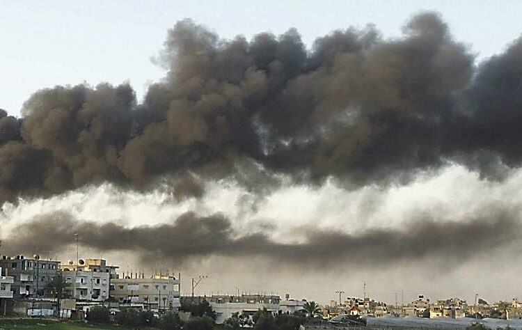 Gazan rannikkovyöhykkeellä asuu noin puolitoista miljoonaa ihmistä erittäin alkeellisissa oloissa, jotka ovat Israelin saarron seurauksena viime vuosina entisestään kurjistuneet.