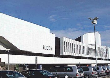 Palkansaajajärjestöt SAK, STTK ja Akava valmistelevat lauantaiksi Finlandia-talolle tuhannen luottamusmiehen suurkokousta.