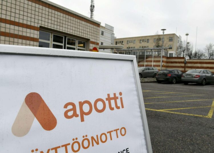 Sote-tietojärjestelmä Apotti otettiin käyttöön Peijaksen sairaalassa 10. marraskuuta 2018. Käyttöönoton jälkeen Apotti-tietojärjestelmästä paljastui potilaiden tiedot vaarantava ongelma.