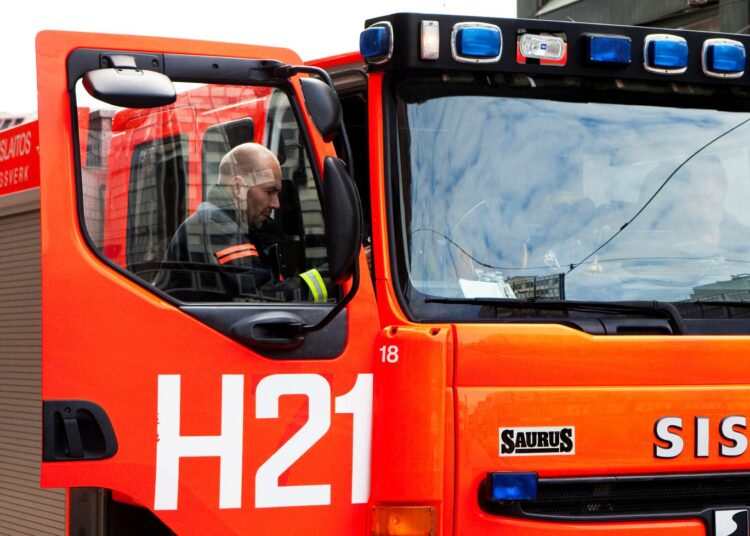 Palomiesten ja muiden kunnallisten työntekijöiden sopimuksilla on kiire.