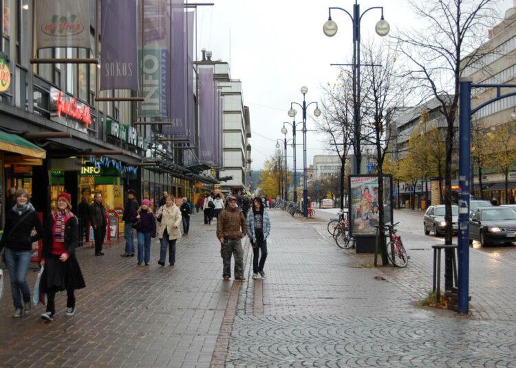 Lahden liikennesuunnitelman luonnoksessa esitetään Aleksanterinkadun muuttamista kävelykaduksi.