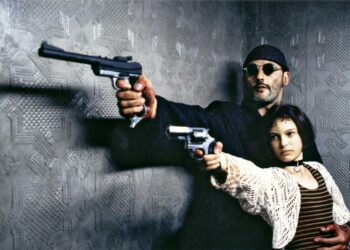 Luc Besson pistää kukan kukkimaan lapsenomaisen ammattitappajan (Jean Reno) ja orvoksi jääneen pikkutytön (Natalie Portman) välillä.
