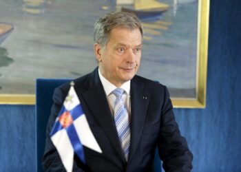 Presidentti Sauli Niinistö totesi työmarkkinoiden keskusteluyhteyden olevan edelleen auki. Hän kannusti uudenvuodenpuheessaan työmarkkinajärjestöjä sopuun.