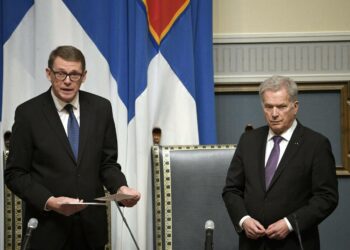 Puhemies Matti Vanhanen ja presidentti Sauli Niinistö eivät kaarrelleet valtiopäivien avajaisssa. Viesti vihapuhetta ja huonoa käytöstä vastaan tuli selväksi.