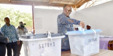 Tansanian presidentti John Magufuli kävi äänestämässä maan hallinnollisessa pääkaupungissa Dodomassa viime viikolla.