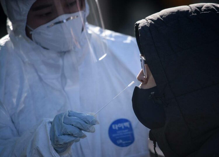 Etelä-Korean pääkaupunki Soulin alueella on jäljellä enää kolme sairaalapaikkaa kriittisesti hoitoa tarvitseville.