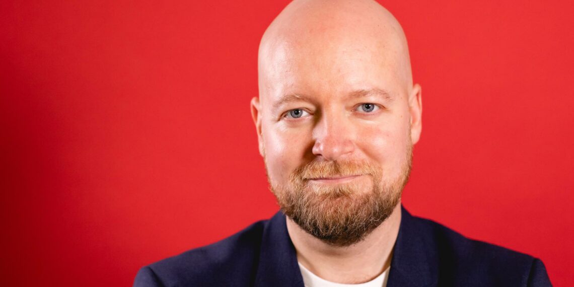 Jussi Saramo lähettää pääministeri Orpolle ja valtiovarainministeri Purralle vinkkejä päätöksistä, joilla he voisivat kestävällä ja oikeudenmukaisella tavalla sopeuttaa Suomen julkista taloutta.