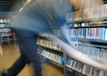JHL edustaa peruspalveluja tuottavia työntekijöitä, mm. kirjasto- ja tietopalvelualalla.