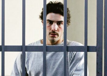 Nuori Malik (Tahar Rahim, kuvassa) oppii ranskalaisessa vankilassa henkiinjää-misen taidon ja saavuttaa juonittelullaan napamiehen paikan.